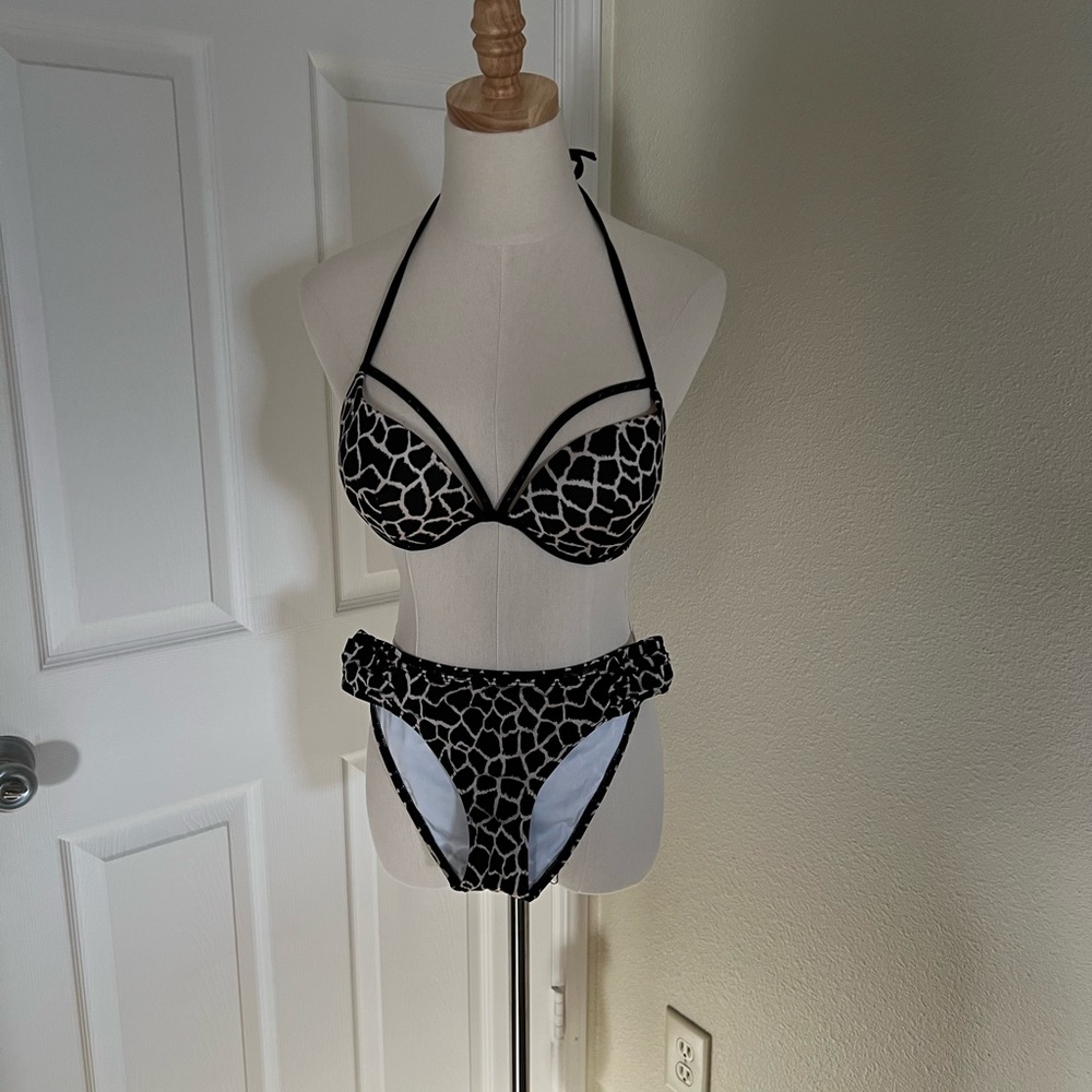 Ultra Sexy Two-Piece! 34B Top and Small Bottom!